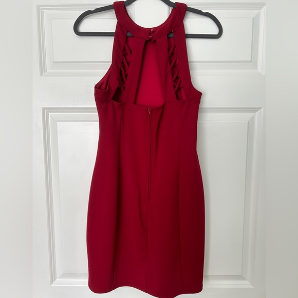 Red Dress - Picture 2 of 3